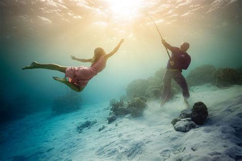  La Danza de las Sirenas ¡Un Sueño Acuático en Mármol y Oro!